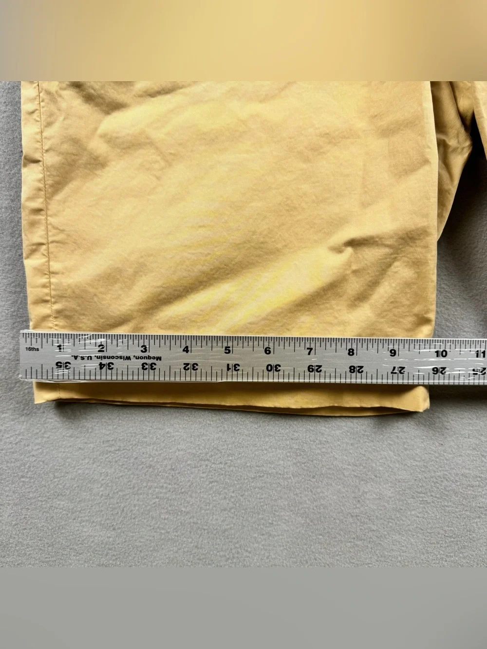 Bobby Jones Players NWT Mens Chino Golf Shorts Size 32 Yellow Straw Flat Front